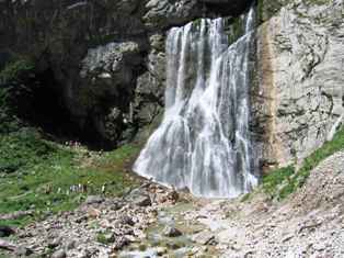 Гегский водопад