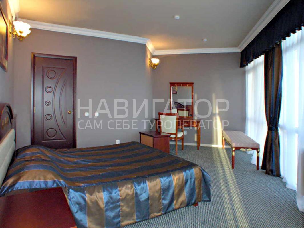 CRYSTAL DELUXE HOTEL - отель в Лермонтово