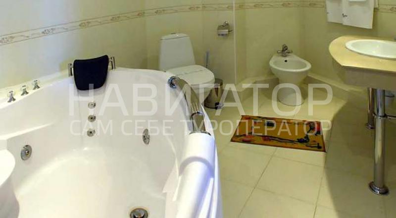 CRYSTAL DELUXE HOTEL - отель в Лермонтово