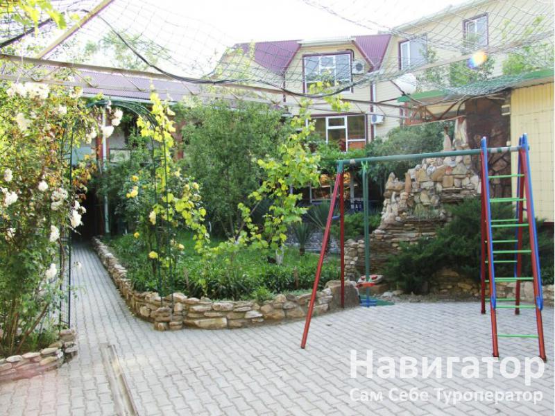 У КАМИНА - пансионат в Пляхо