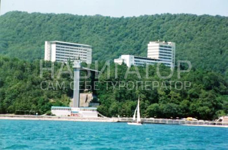 НЕФТЯНИК СИБИРИ - санаторий в Курортные поселки Туапсе