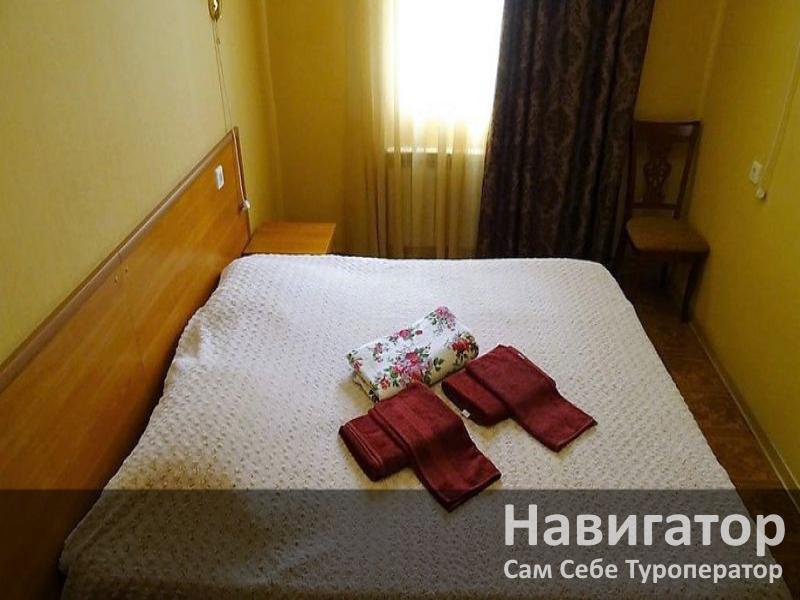 ЮЖНЫЙ - гостевой дом в Геленджик (Толстый мыс)