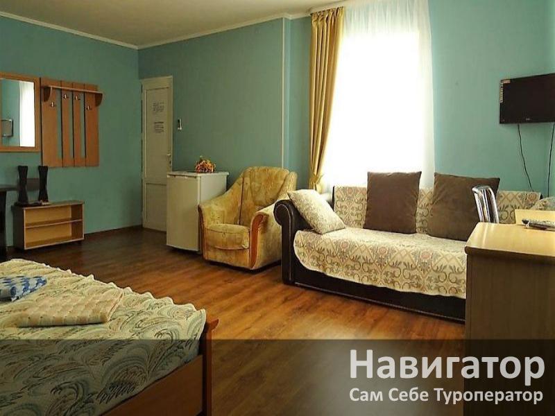 ЮЖНЫЙ - гостевой дом в Геленджик (Толстый мыс)