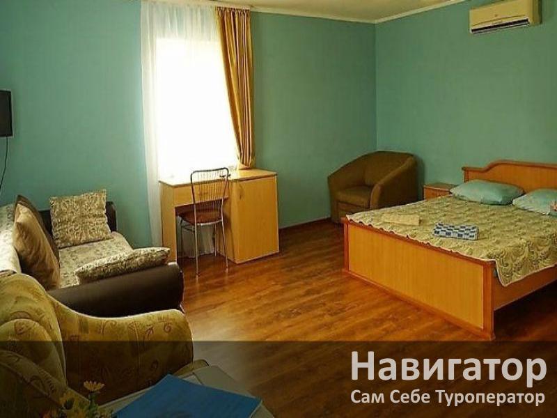 ЮЖНЫЙ - гостевой дом в Геленджик (Толстый мыс)