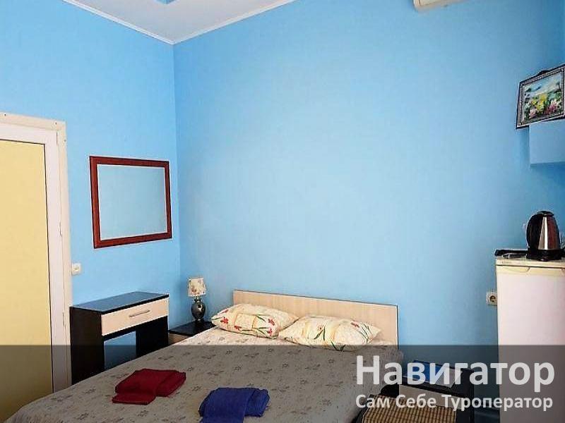 ЮЖНЫЙ - гостевой дом в Геленджик (Толстый мыс)