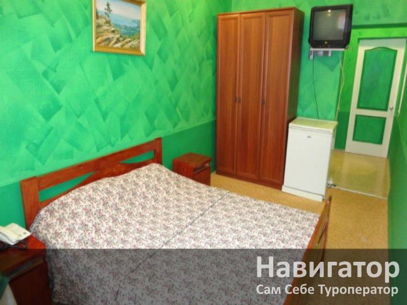 КЛЕНОВЫЙ ЛИСТ- гостиница в Геленджик центр