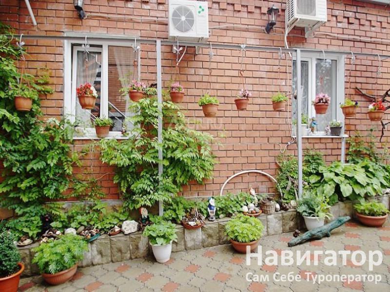 ОТДЫХАЙ У ГАЛИНЫ - гостиница в Геленджик (Толстый мыс)