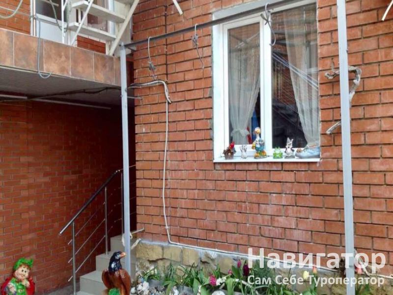 ОТДЫХАЙ У ГАЛИНЫ - гостиница в Геленджик (Толстый мыс)
