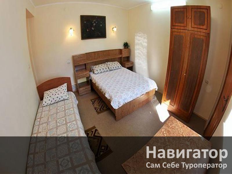 МОРСКОЙ БРИЗ - гостевой дом в Геленджик (Толстый мыс)