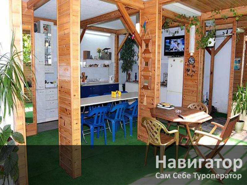 МОРСКОЙ БРИЗ - гостевой дом в Геленджик (Толстый мыс)