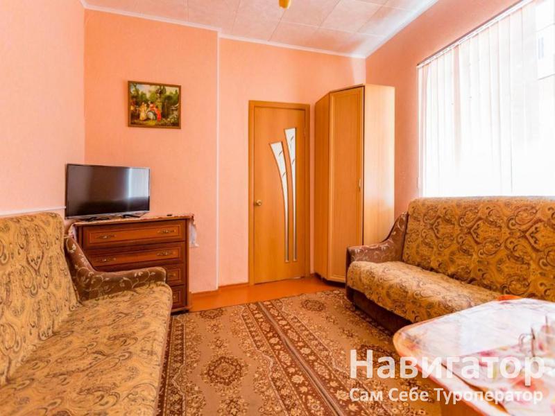 ЛЮДИВА - гостевой дом в Геленджик (Толстый мыс) ЛЮДИВА - гостевой дом в Геленджик (Толстый мыс)