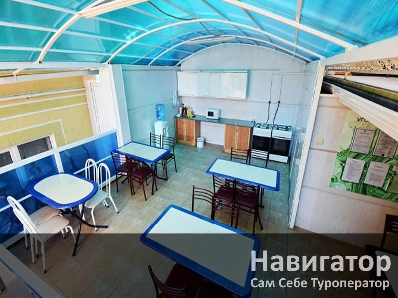 МАЛАХИТ - гостевой дом в Геленджик (Толстый мыс)