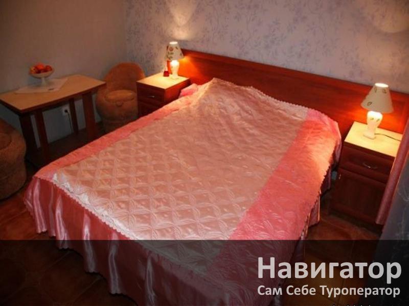 МАЛАХИТ - гостевой дом в Геленджик (Толстый мыс)