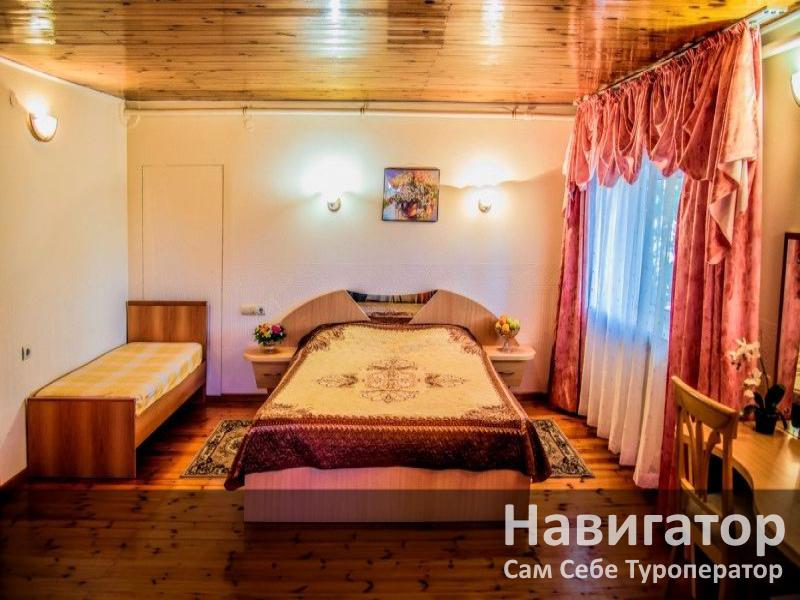 ЛАЗУРНЫЙ - отель в Геленджик центр