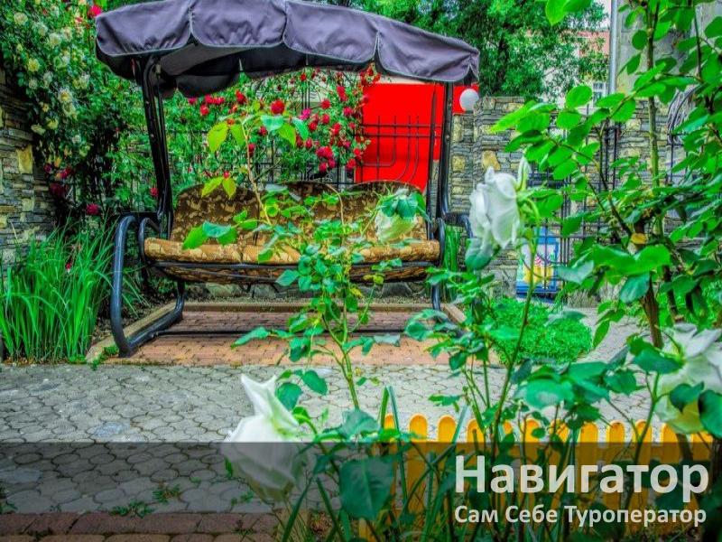 ЛАЗУРНЫЙ - отель в Геленджик центр