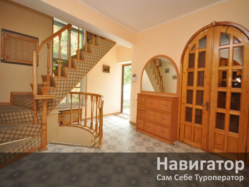 ЛАЗУРНЫЙ - отель в Геленджик центр