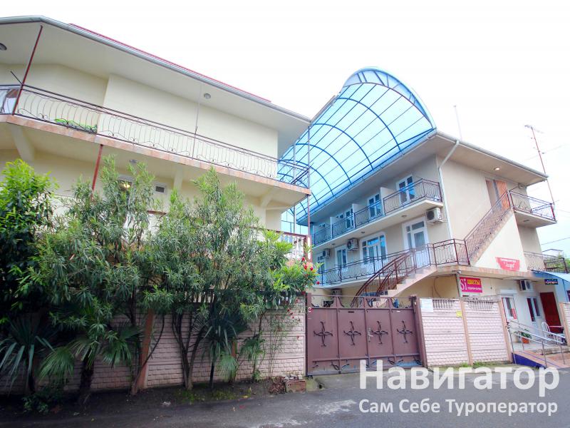 САРАТОВ - гостиница в Адлер