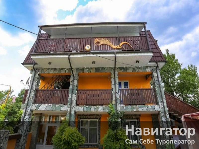 ЗОЛОТОЙ ПЕЛИКАН - гостевой дом в Геленджик (Тонкий мыс)