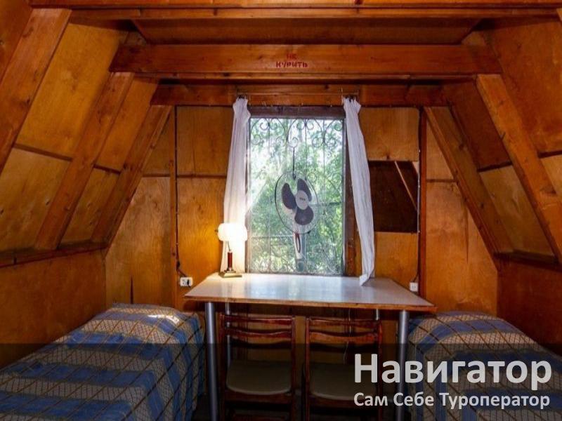 ГЕЛЕНДЖИК - база отдыха в Геленджик (Тонкий мыс)