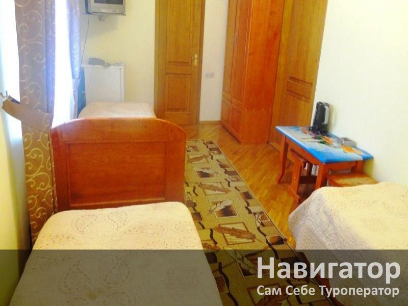 АЛЕНКА - гостиница в Геленджик (Толстый мыс)