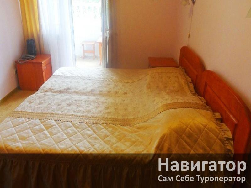 АЛЕНКА - гостиница в Геленджик (Толстый мыс)