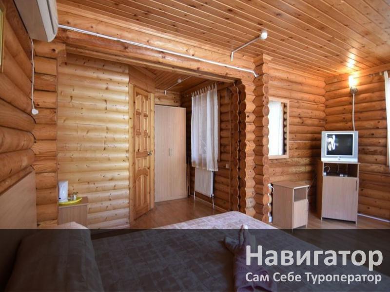 СОЛНЕЧНЫЙ - гостевой дом в Геленджик (Тонкий мыс)
