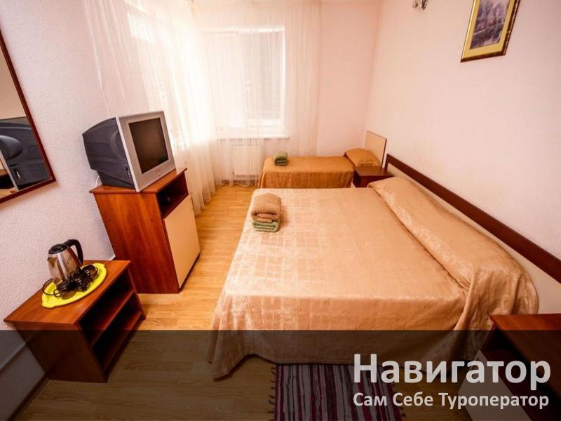 СОЛНЕЧНЫЙ - гостевой дом в Геленджик (Тонкий мыс)