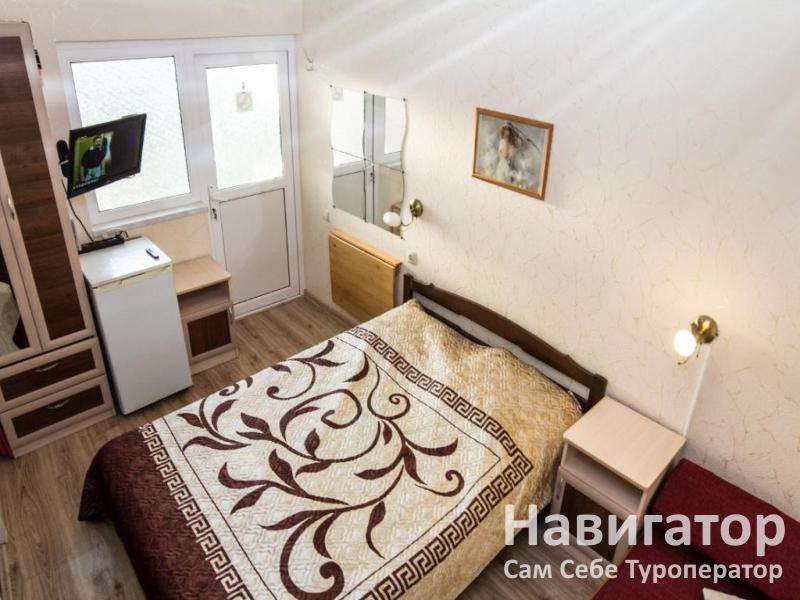 МАЙЯ - гостевой дом в Геленджик (Толстый мыс)
