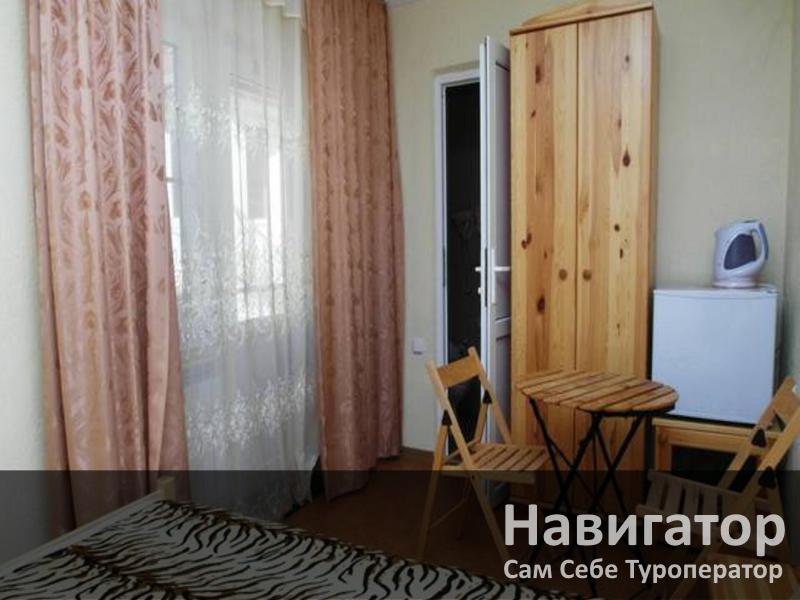 ГОСТЕВОЙ ДОМ НА ЧЕХОВА - гостевой дом в Геленджик (Толстый мыс)