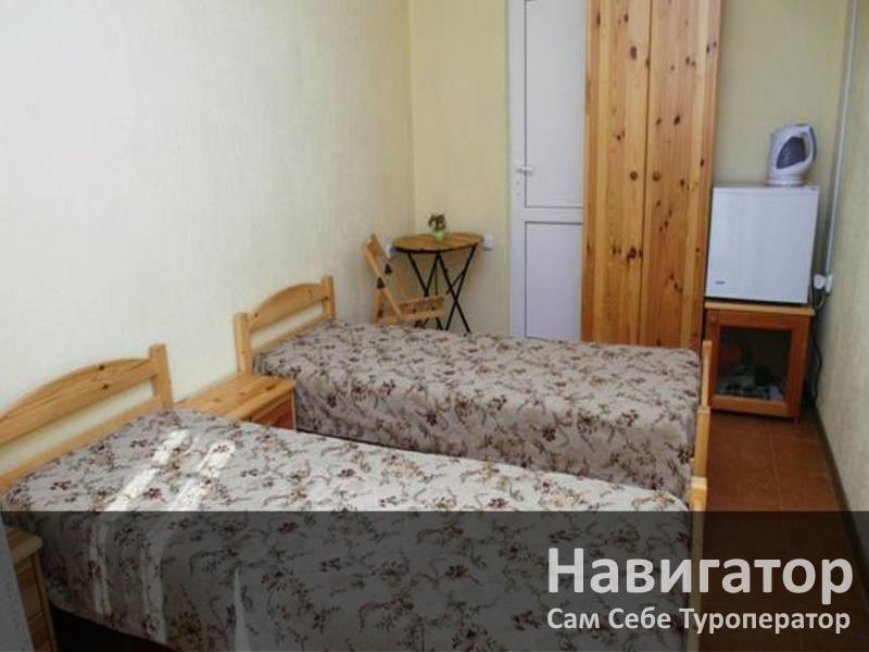 ГОСТЕВОЙ ДОМ НА ЧЕХОВА - гостевой дом в Геленджик (Толстый мыс)