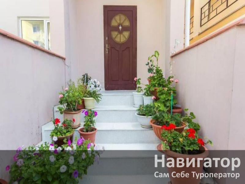 ЛЮДМИЛА - гостевой дом в Геленджик (Тонкий мыс)