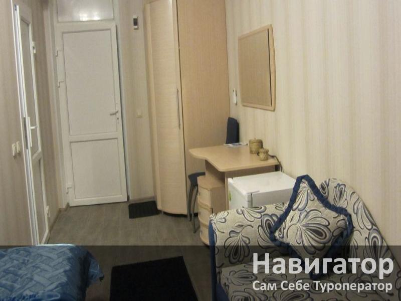 ЗОЛОТОЙ ОРЁЛ - гостевой дом в Геленджик (Толстый мыс)