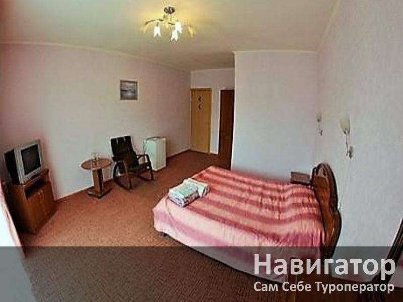 ЗЛАТО - гостевой дом в Геленджик (Тонкий мыс)