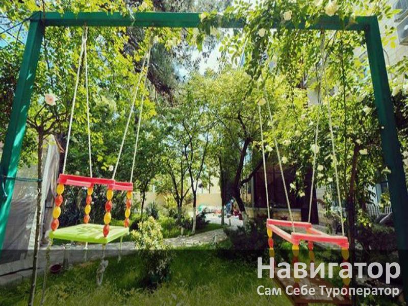 ЛЕНТЯЙ - гостевой дом в Геленджик (Тонкий мыс)