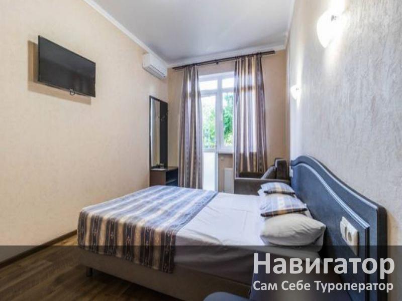 ЯНТАРЬ - гостевой дом в Геленджик (Толстый мыс)