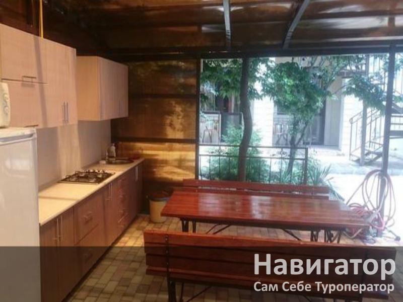 ЯНТАРЬ - гостевой дом в Геленджик (Толстый мыс)