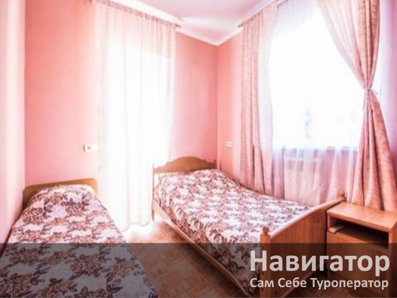 ВИКТОРИЯ - гостевой дом в Геленджик (Толстый мыс)