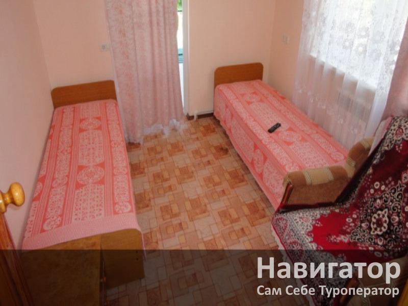 ВИКТОРИЯ - гостевой дом в Геленджик (Толстый мыс)