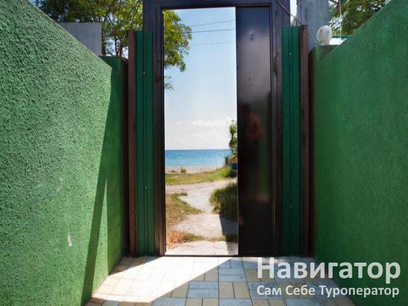 У МОРЯ - пансионат в Цандрыпш пос.