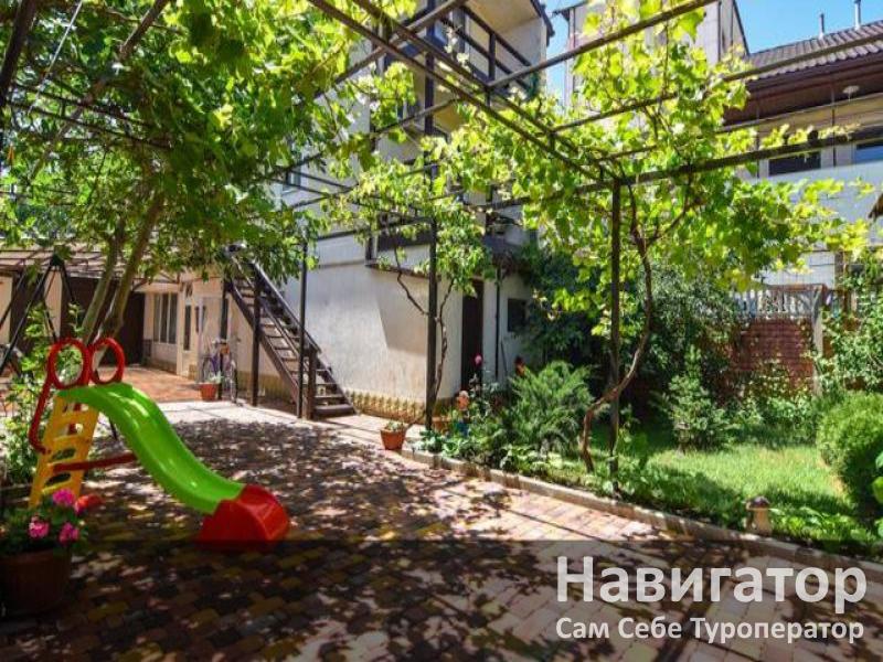 ЛАЗУРЬ МАРИН - гостевой дом в Геленджик