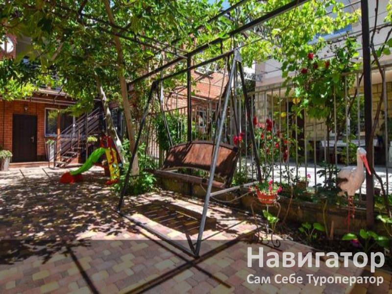 ЛАЗУРЬ МАРИН - гостевой дом в Геленджик