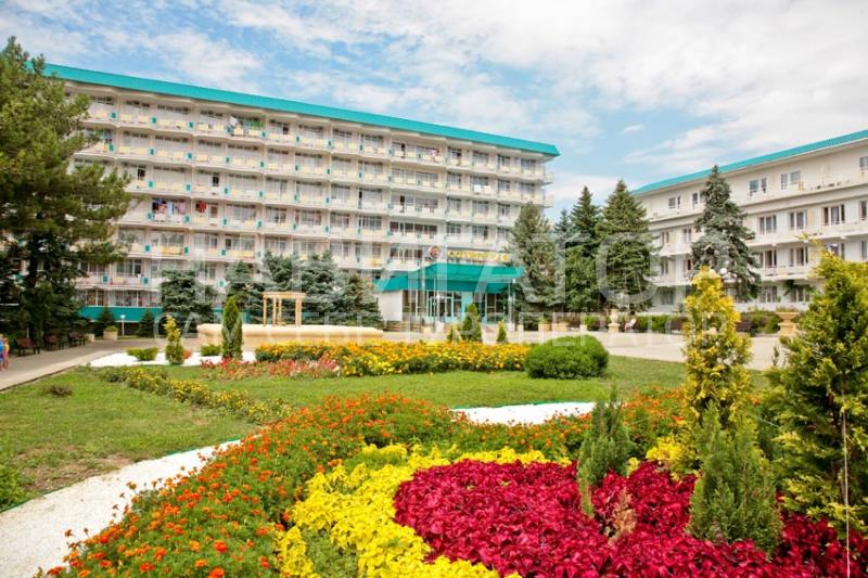 СОЛНЕЧНАЯ - лечебно-оздоровительный комплекс в Геленджик центр