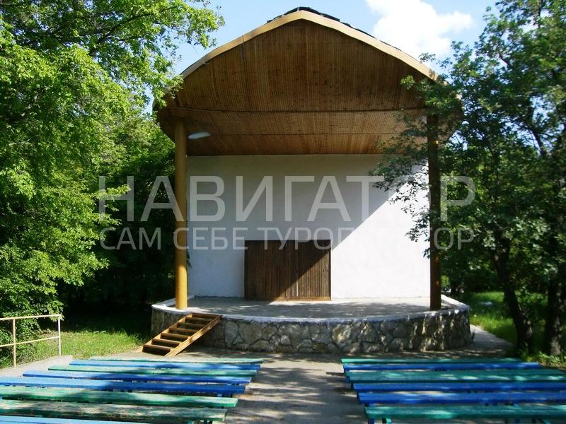 АЛЬБАТРОС - детский оздоровительный лагерь в Кабардинка