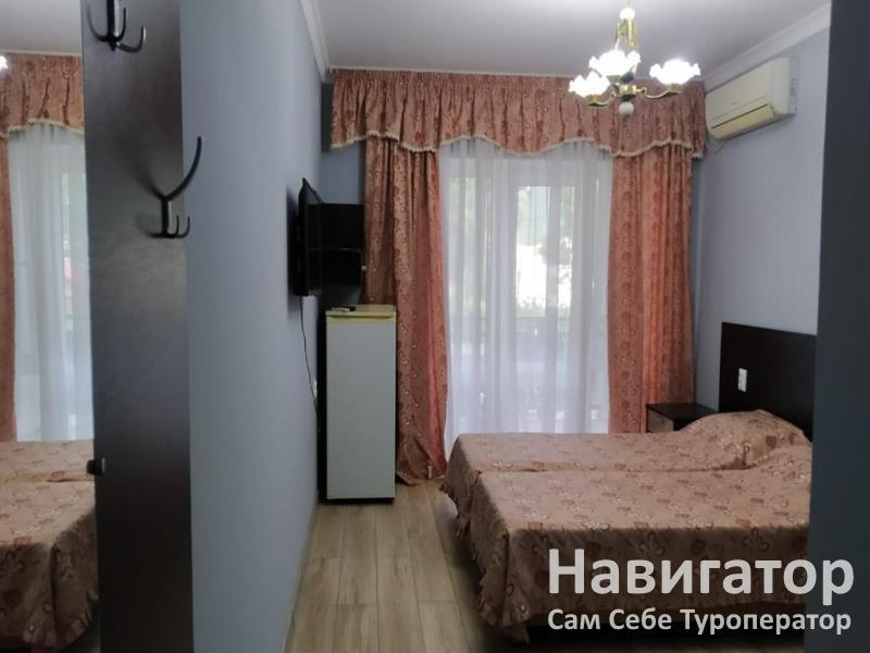 ЯХТ КЛУБ - гостиница в Архипо-Осиповка