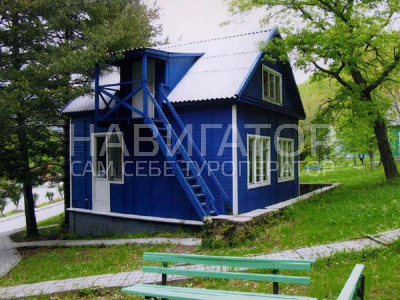 ЗОЛОТАЯ ЛОЗА - база отдыха в Курортные поселки Геленджика ЗОЛОТАЯ ЛОЗА - база отдыха в Курортные поселки Геленджика