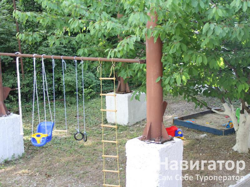 БЕЛАЯ АКАЦИЯ - база отдыха в Широкая балка