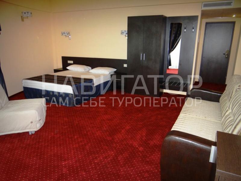 ЛАЗУРЬ Beach Hotel**** - отель в Адлер