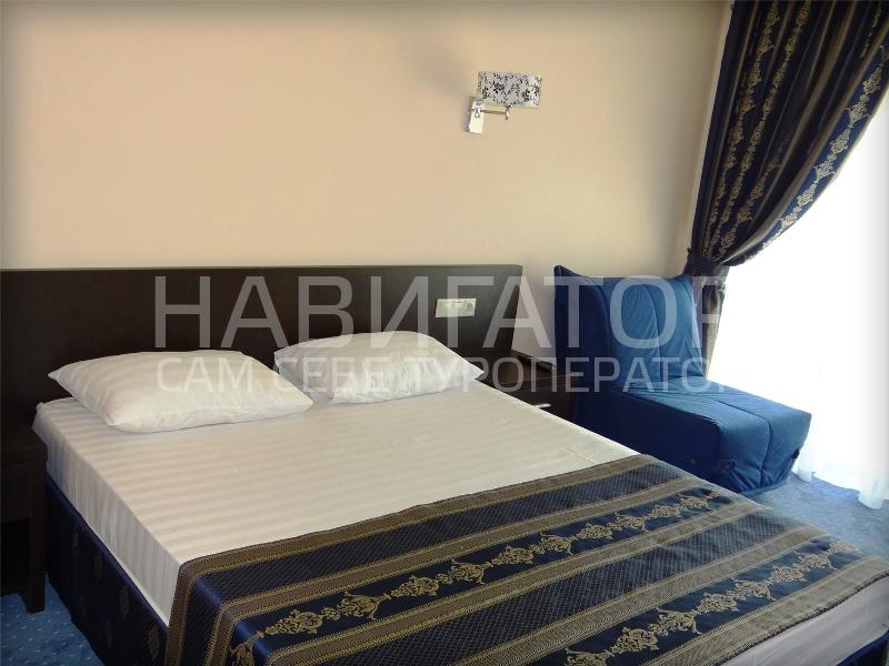 ЛАЗУРЬ Beach Hotel**** - отель в Адлер