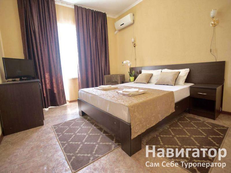 ДРАКОН и ПЕС - гостевой дом в Витязево