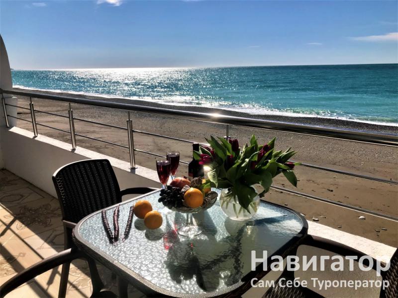 ЛУЧЕЗАРНЫЙ - пансионат в Гагра